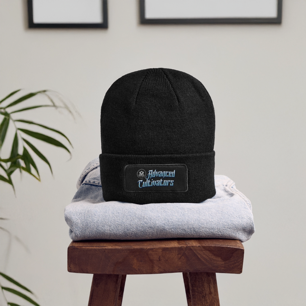 Beanie SZN. - black